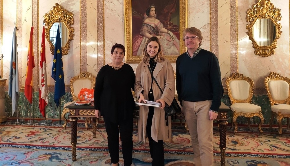 Recepción de Amaya Polvorosa por la alcaldesa de Segovia
