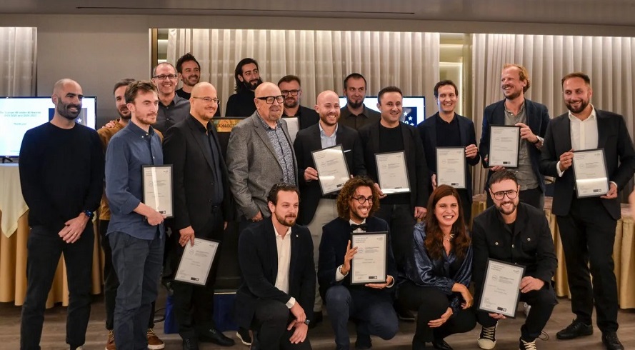 Foto de grupo de los premiados. Jorge Cobo (quinto por la derecha, segunda fila)