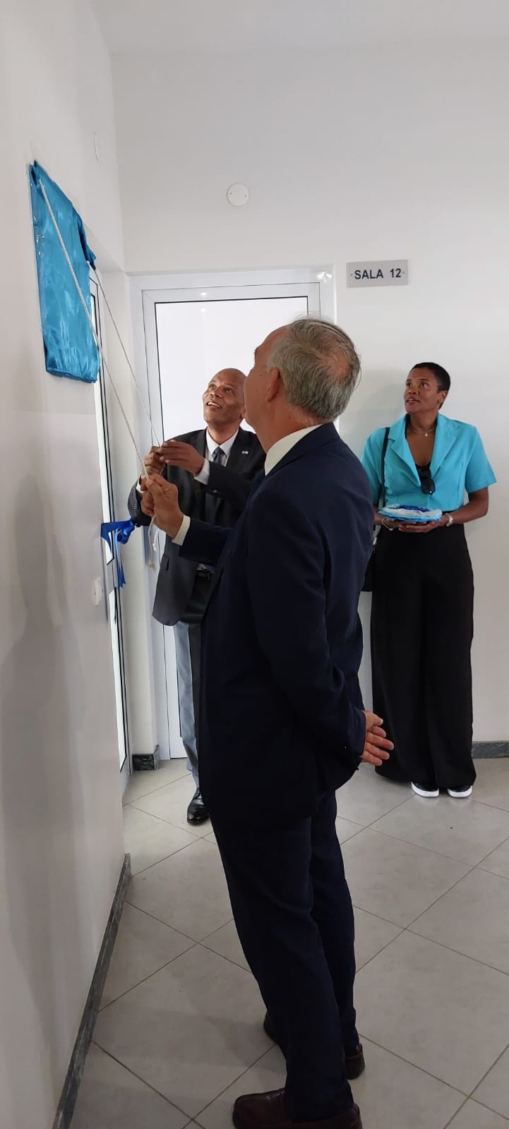 La Universidad de Valladolid marca un hito en su apuesta por la internacionalización con la apertura de la primera sala UVa en el extranjero en la Universidad de Mindelo