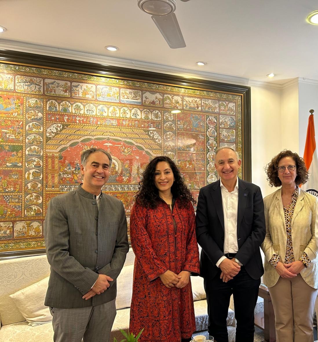 Encuentro con la directora general del Consejo Indio para las Relaciones Culturales (ICCR)
