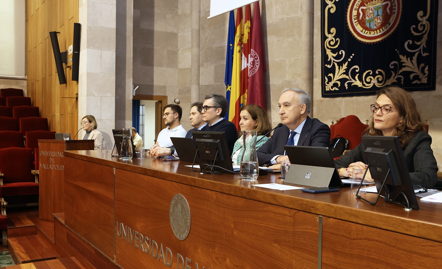 lectura_manifiesto_Claustro
