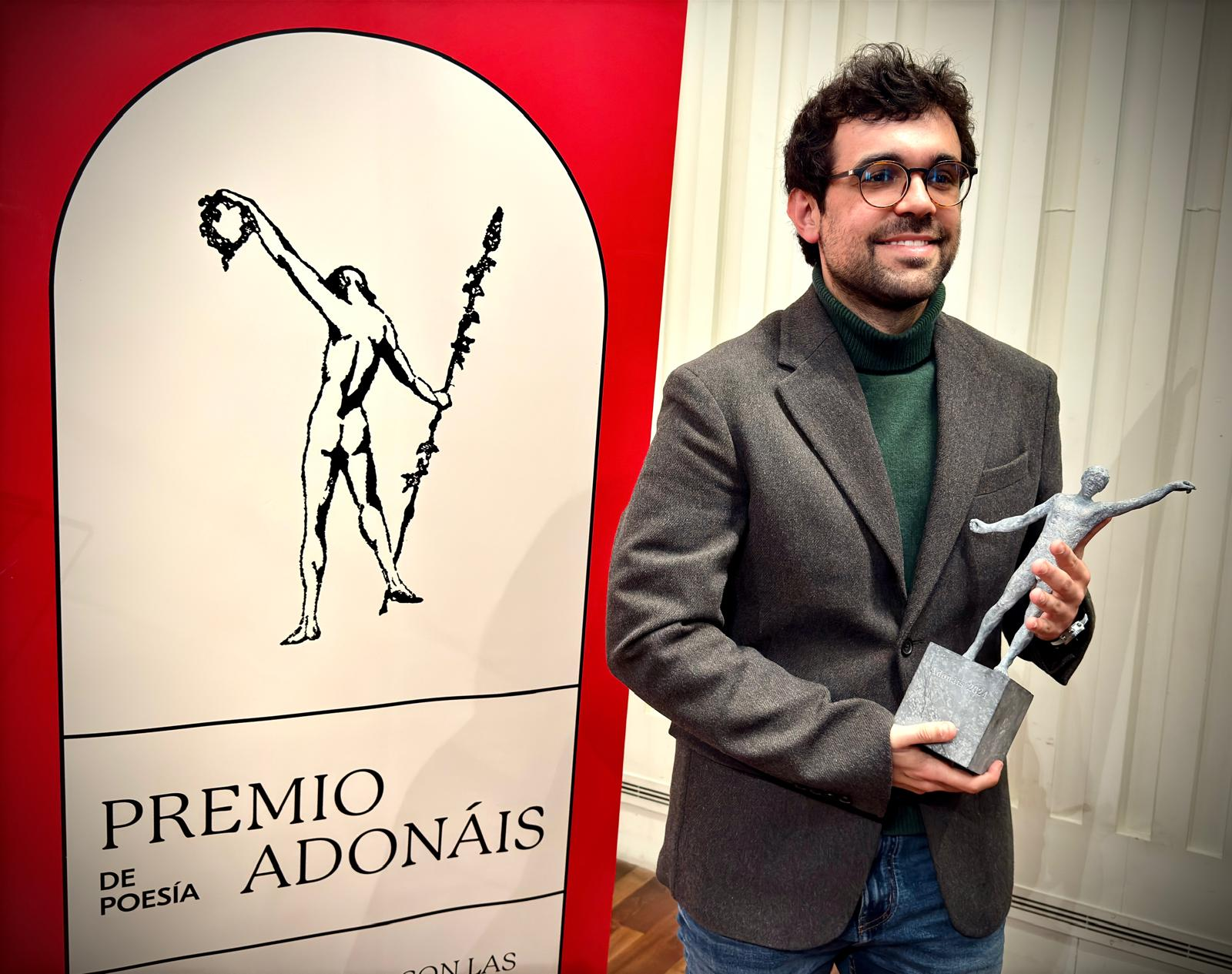 Juan Herrero durante la entrega del premio. Imagen cedida por el blog "La mirada actual"