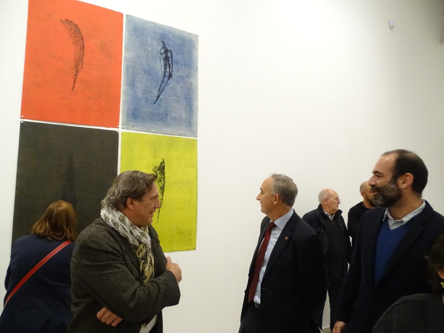 The Chancellor of the University of Valladolid, Antonio Largo, and the director of the MUVa, Daniel Villalobos, in the official opening of the exhibition, in the Patio Herreriano.