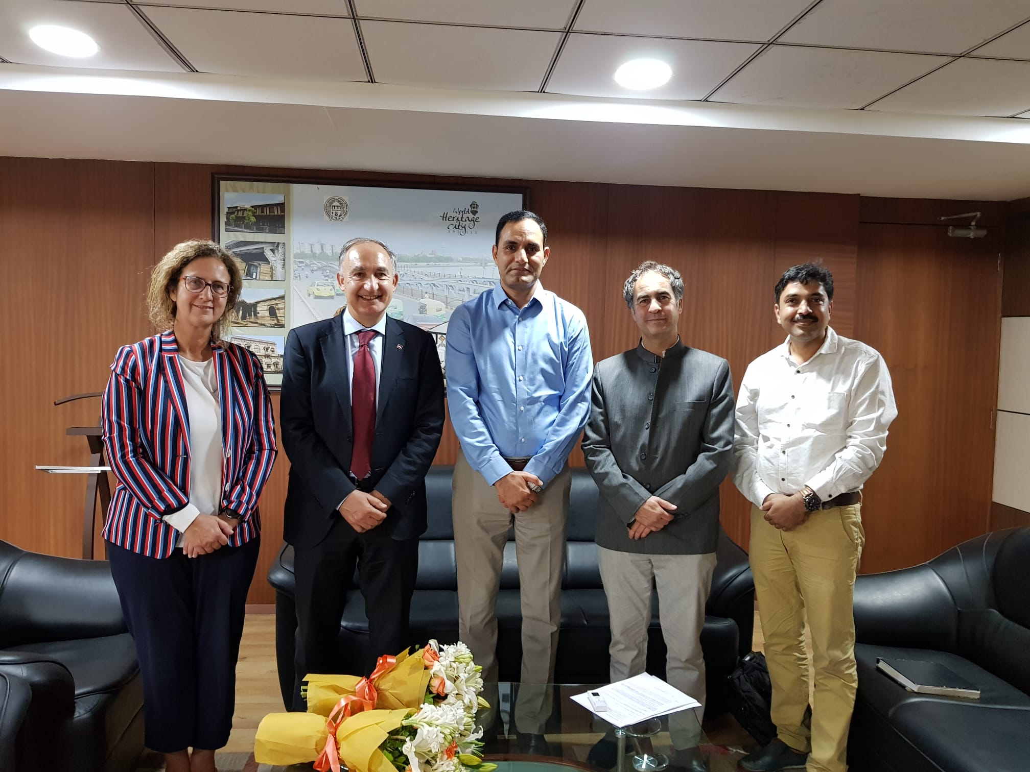 The Chancellor of the University of Valladolid, the Vice-Chancellor for Internalization and the director of the House of India in the City Hall of Ahmedabad