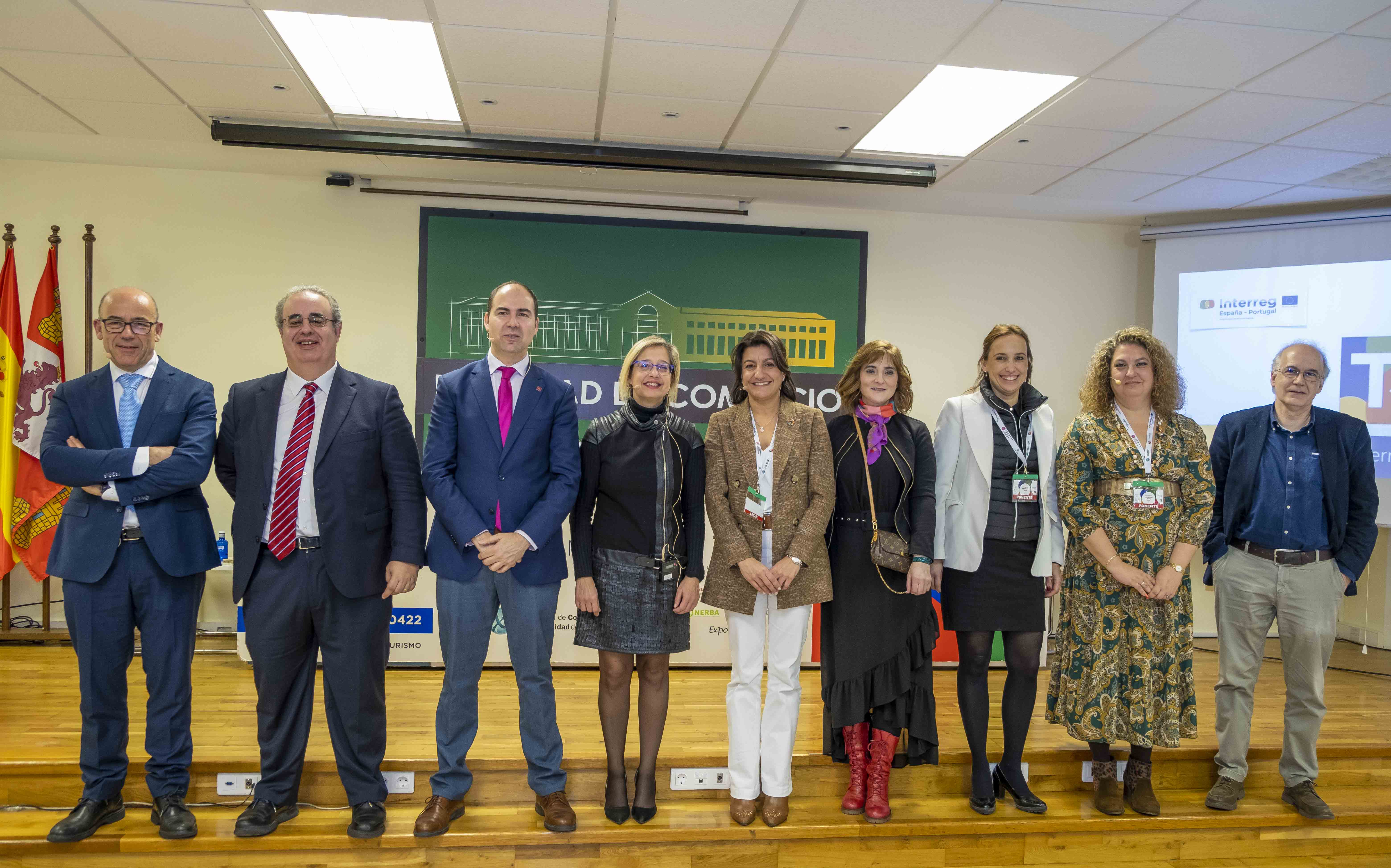 Orlando Isidoro Afonso Rodrigues, José Antonio Salvador Insúa, Óscar Martínez, Pilar Garcés, Patricia Sanz, Luisa Pires, Ana Atienza, Beatriz Fernández y Jesús María de Andrés