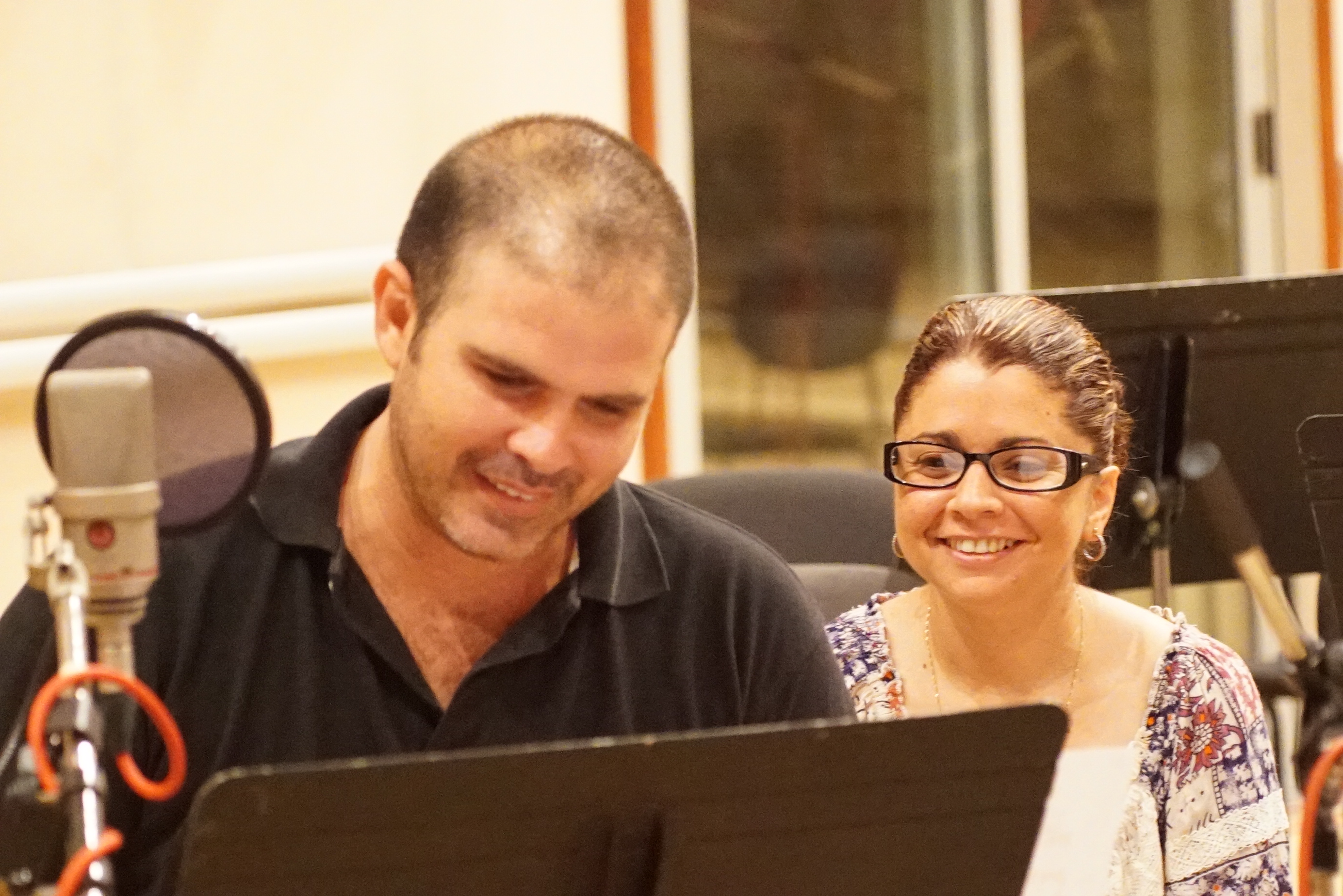Yurima Blanco, musicóloga y profesora de la UVa, junto al tenor Roger Quintana.