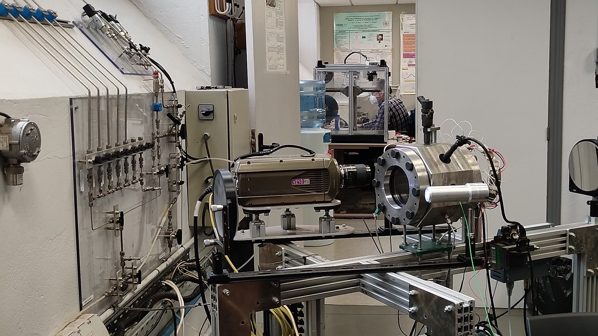 Motores de combustión dual para reducir las emisiones de CO2 en el transporte. Investigadores del Grupo MYER de la Universidad de Valladolid (UVa)