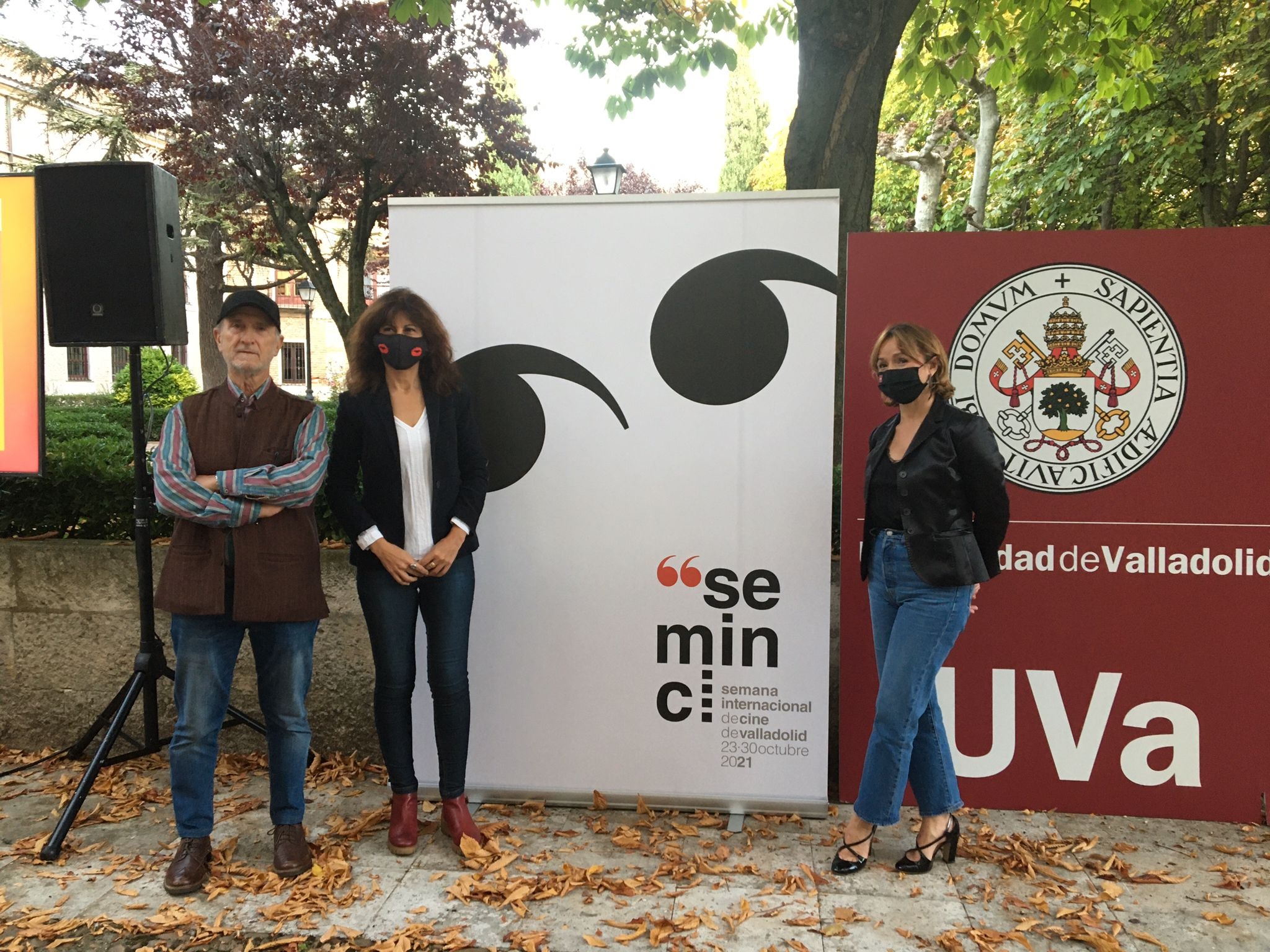 Javier Angulo (director de la Seminci), Ana Redondo (concejala de Cultura) y Carmen Vaquero (vicerrectora de Comunicación y Extensión Universitaria de la UVa)