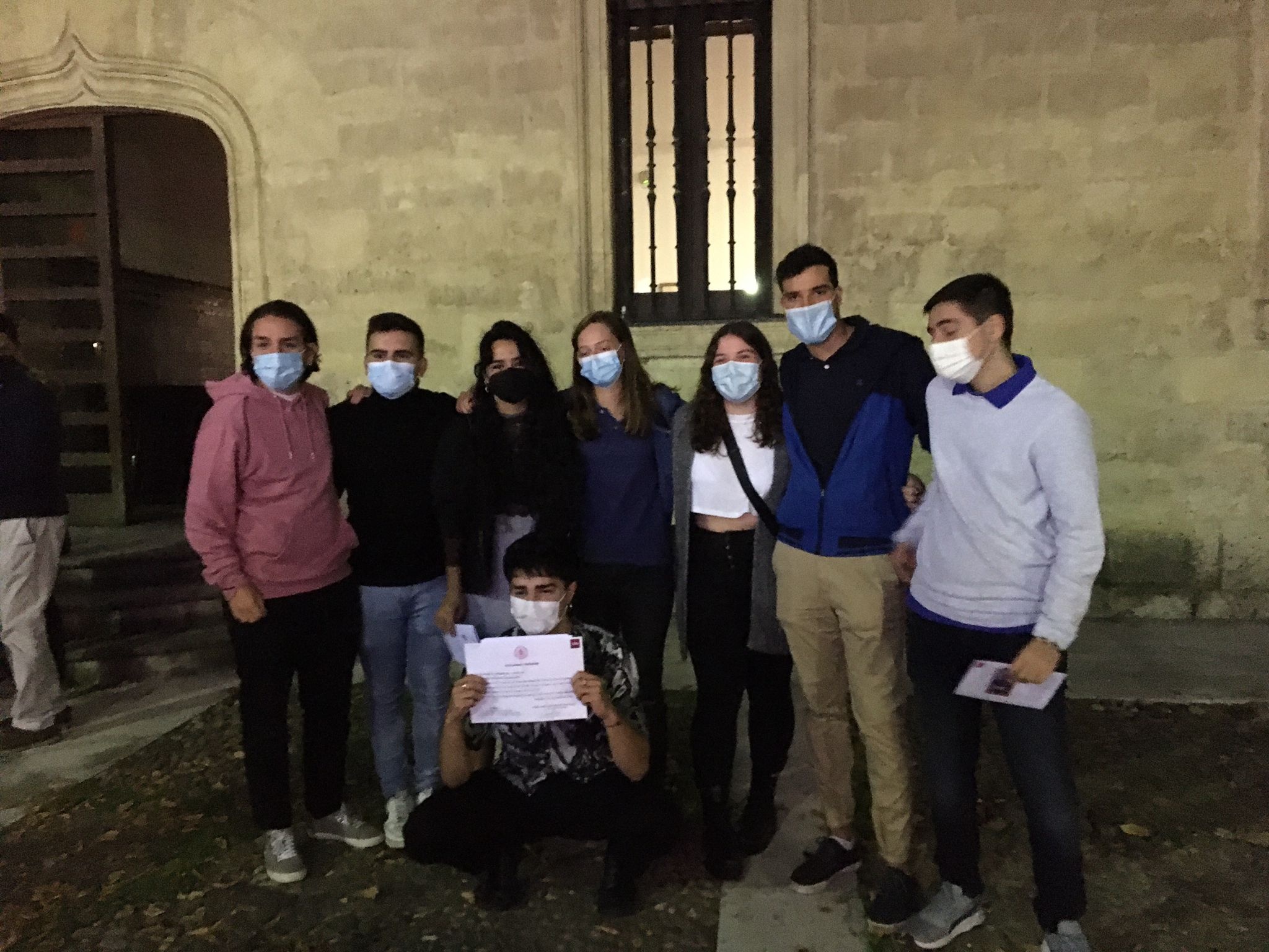 Estudiantes premiados en los concurso de Microcortometrajes de 1 minuto