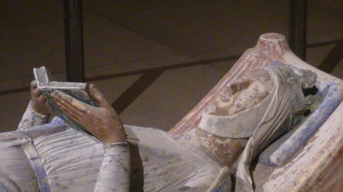 Efigie de Leonor de Aquitania en su tumba de la iglesia de la Abadía de Fontevraud. Wikimedia Commons / Adam Bishop, CC BY-SA