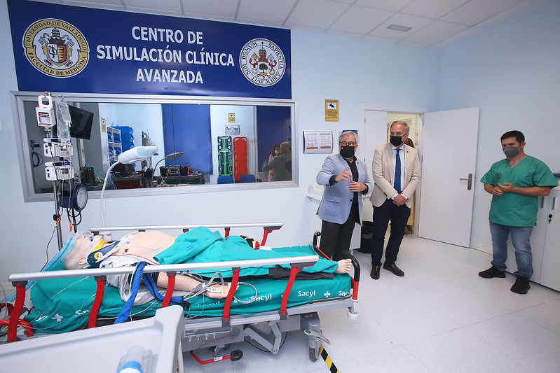 Inauguración del Centro de Simulación Clínica Avanzada de la Facultad de Medicina