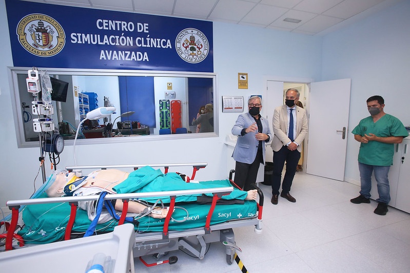 Inauguración del Centro de Simulación Clínica Avanzada de la Facultad de Medicina