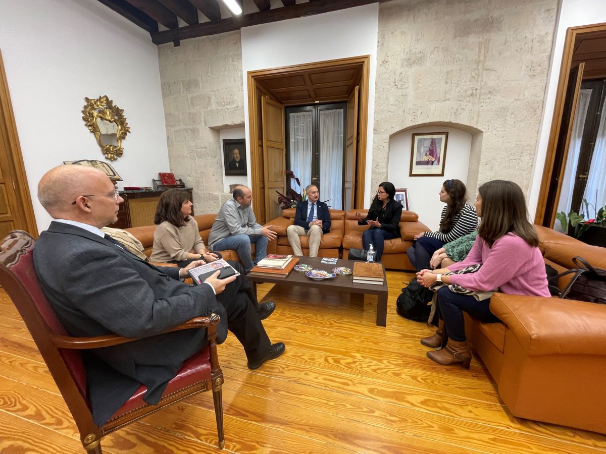 reunión rector Ips y Nestle