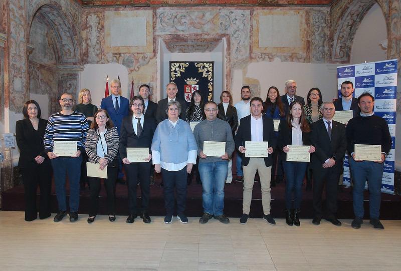 XX Premios Michelin a los mejores trabajos fin de estudios de la Universidad de Valladolid sobre Innovación, Calidad Total y Organización: Autoridades, premiados y tutores