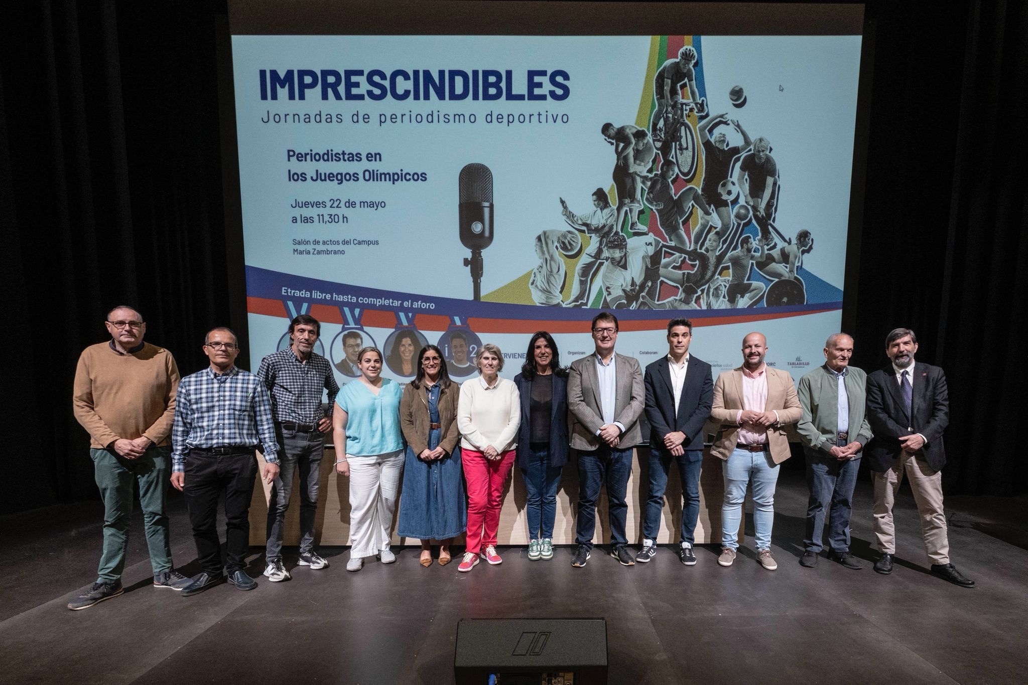 Foto de familia de las Jornadas de Periodismo Deportivo, celebradas en el Campus María Zambrano de la UVa en Segovia