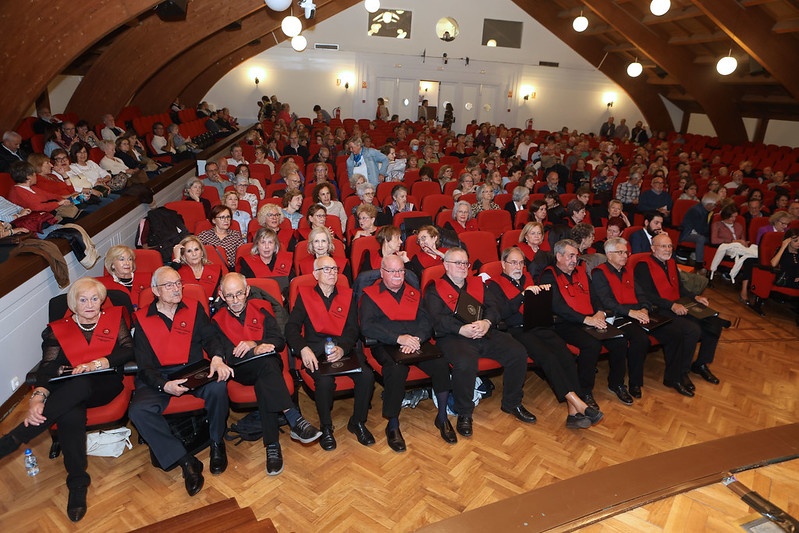 Alumnado de la UP.Millán Santos durante el acto de inauguración del curso en el Palacio de Congresos "Conde Ansúrez"