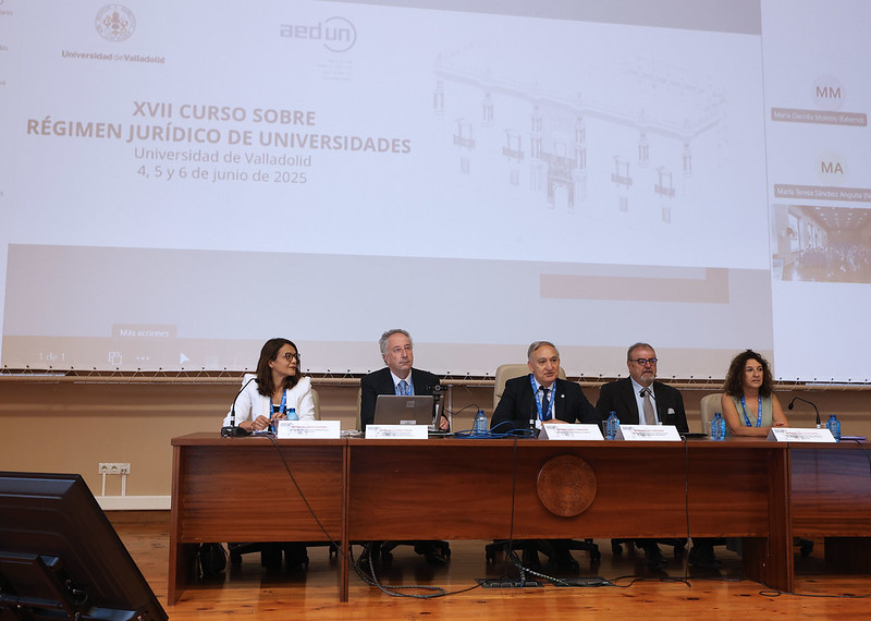 Inauguración del curso en el Aula Mergelina de la Facultad de Derecho