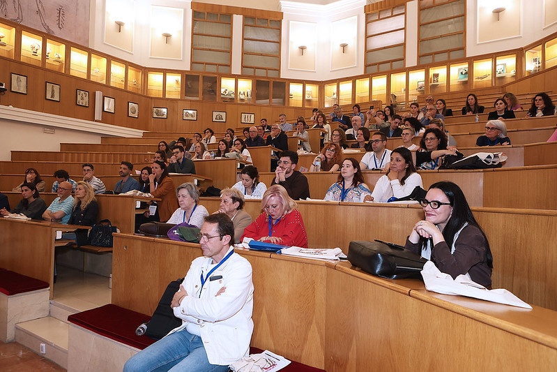 Asistentes al XIX Congreso Nacional y XIV Congreso Internacional de Historia de la Enfermería celebrado en el edificio Ciencias de la Salud