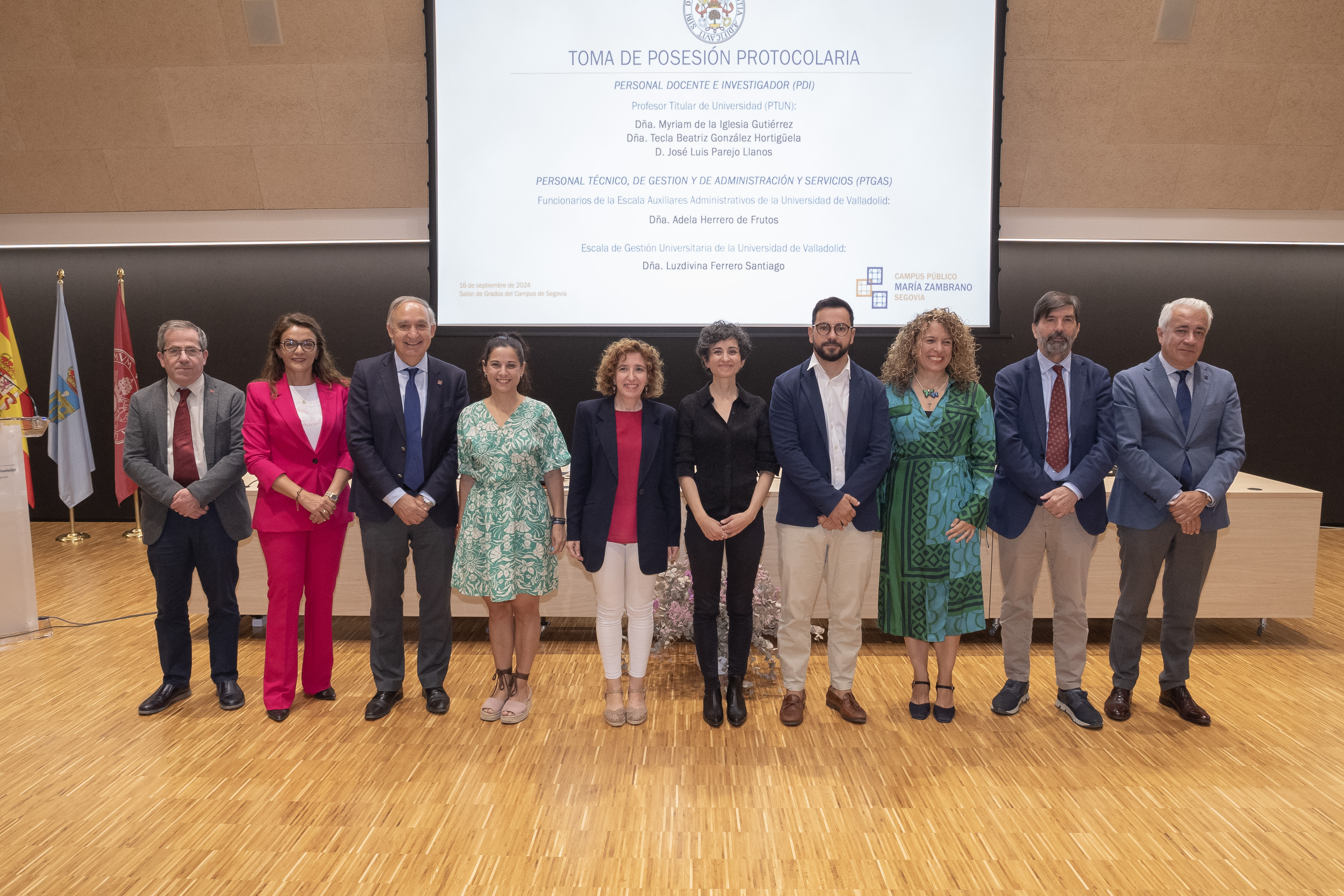 El salón de grados del Campus María Zambrano de la UVa en Segovia acogió el acto de toma de posesión, presidido por el rector