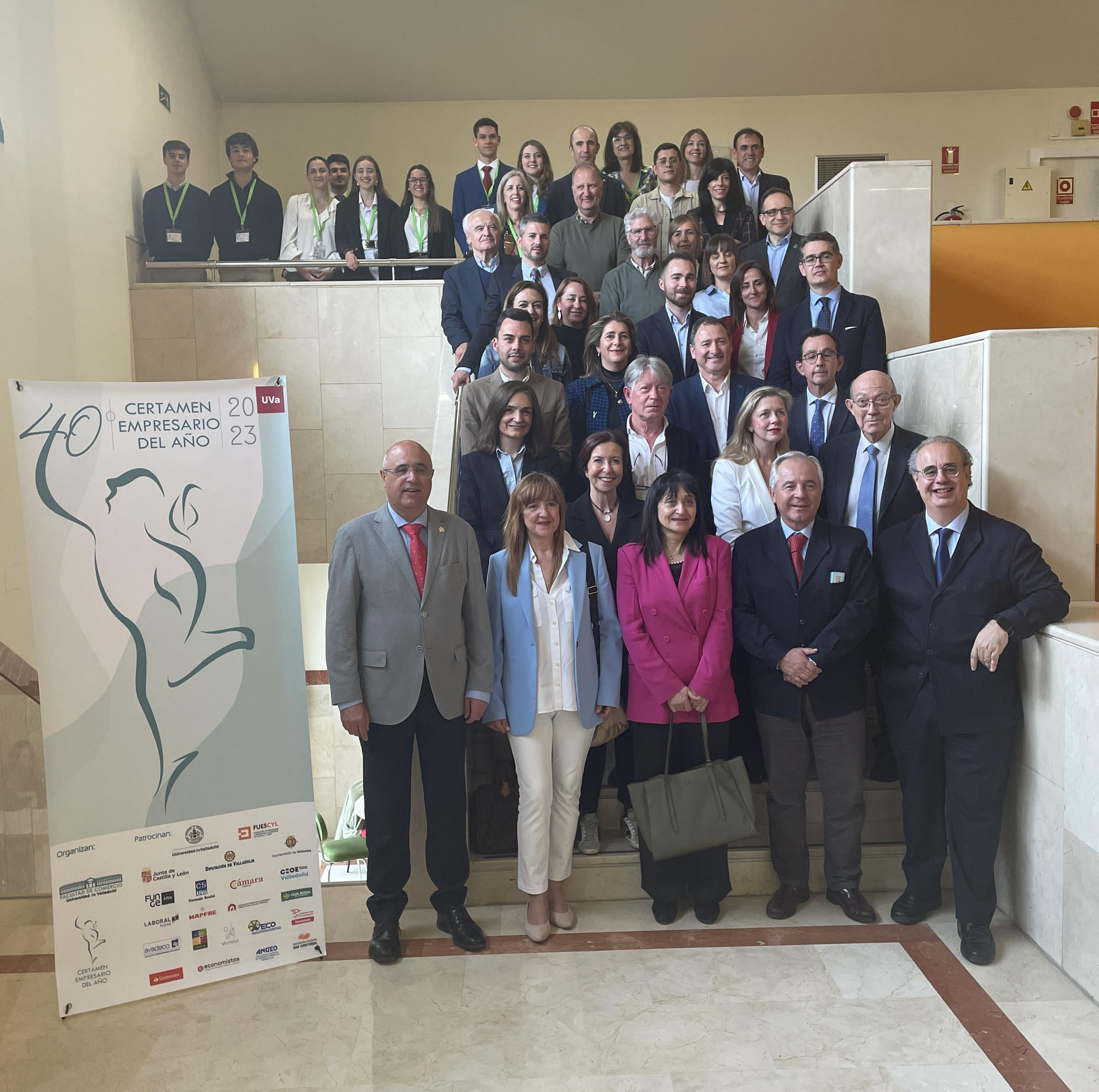 Foto de familia del jurado de la XL edición del ‘Certamen Empresario’ del Año de la UVa