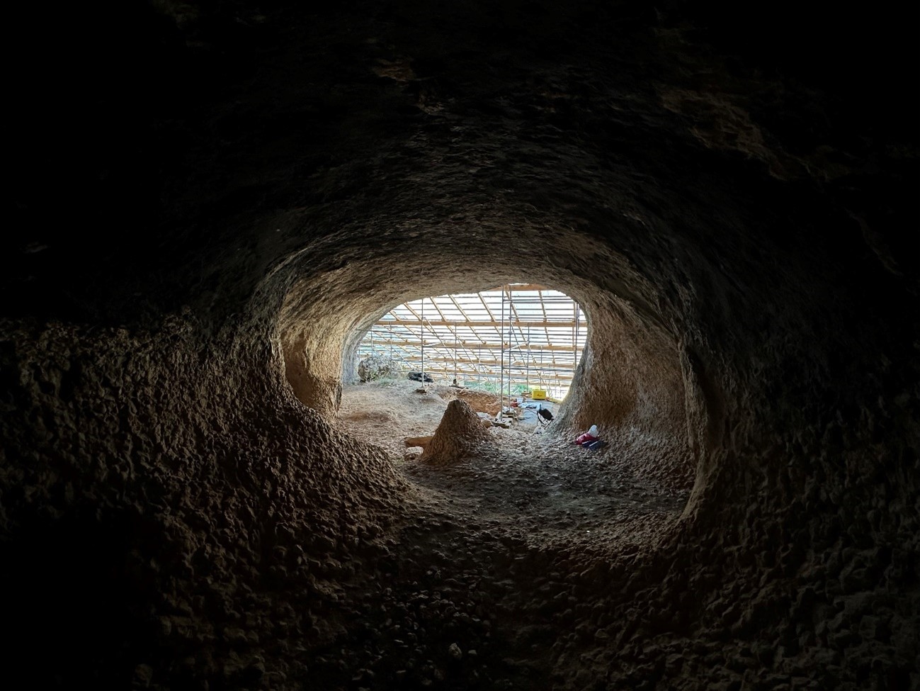 Foto del interior de Cueva Millán.