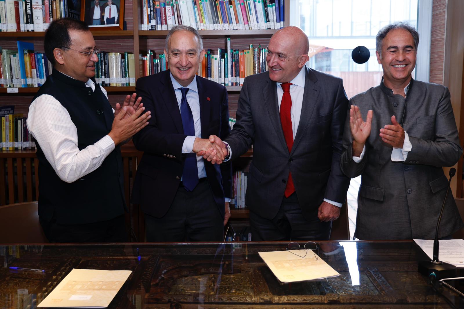 El Consejo Indio de Relaciones Culturales (ICCR) del Ministerio de Asuntos Exteriores del Gobierno de la India, la Fundación Casa de la India, el Ayuntamiento de Valladolid y la Universidad de Valladolid han firmado un nuevo acuerdo de cooperación para los próximos 5 años