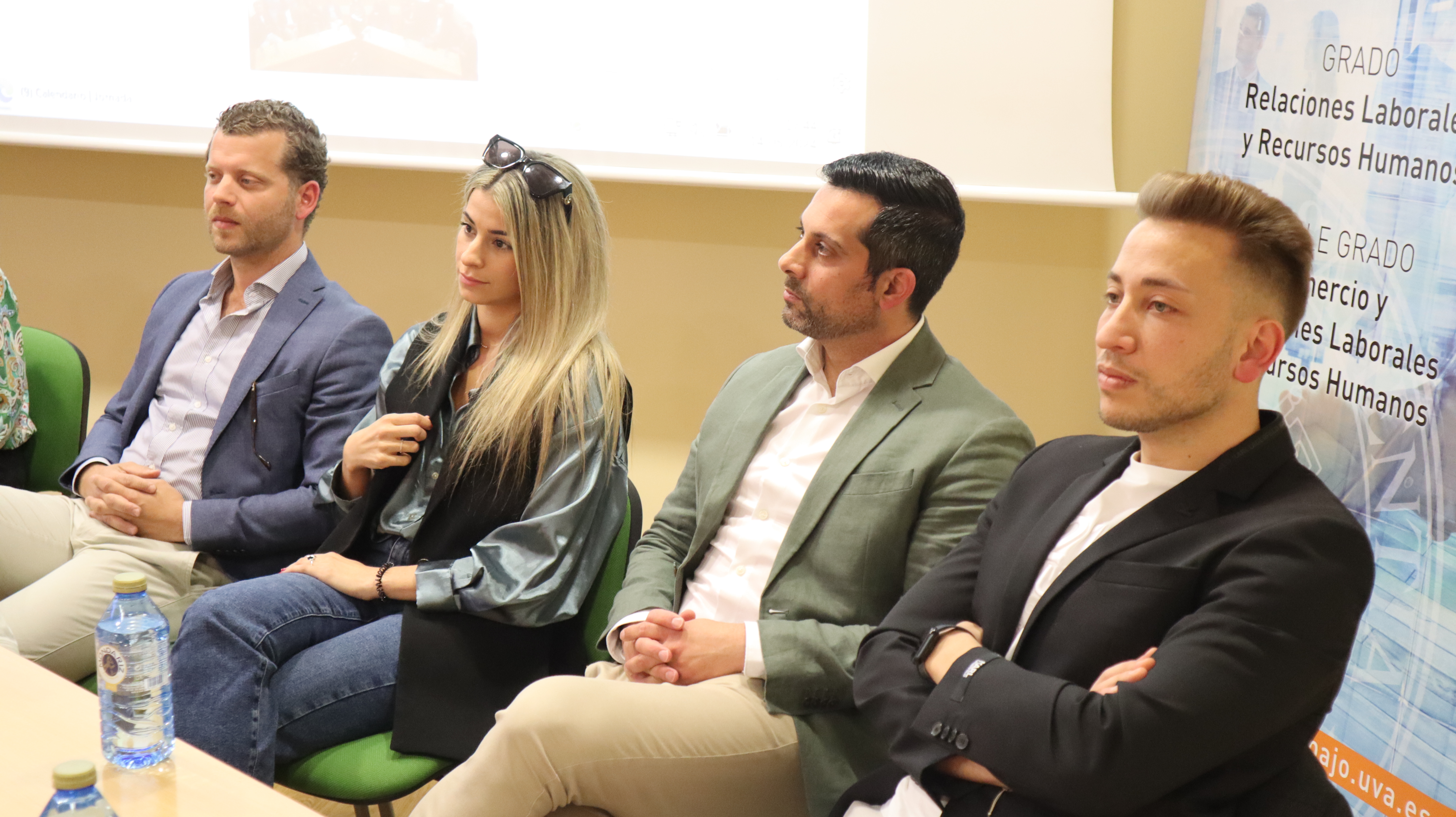 Ponentes de la primera promoción que presentaron sus experiencias profesionales