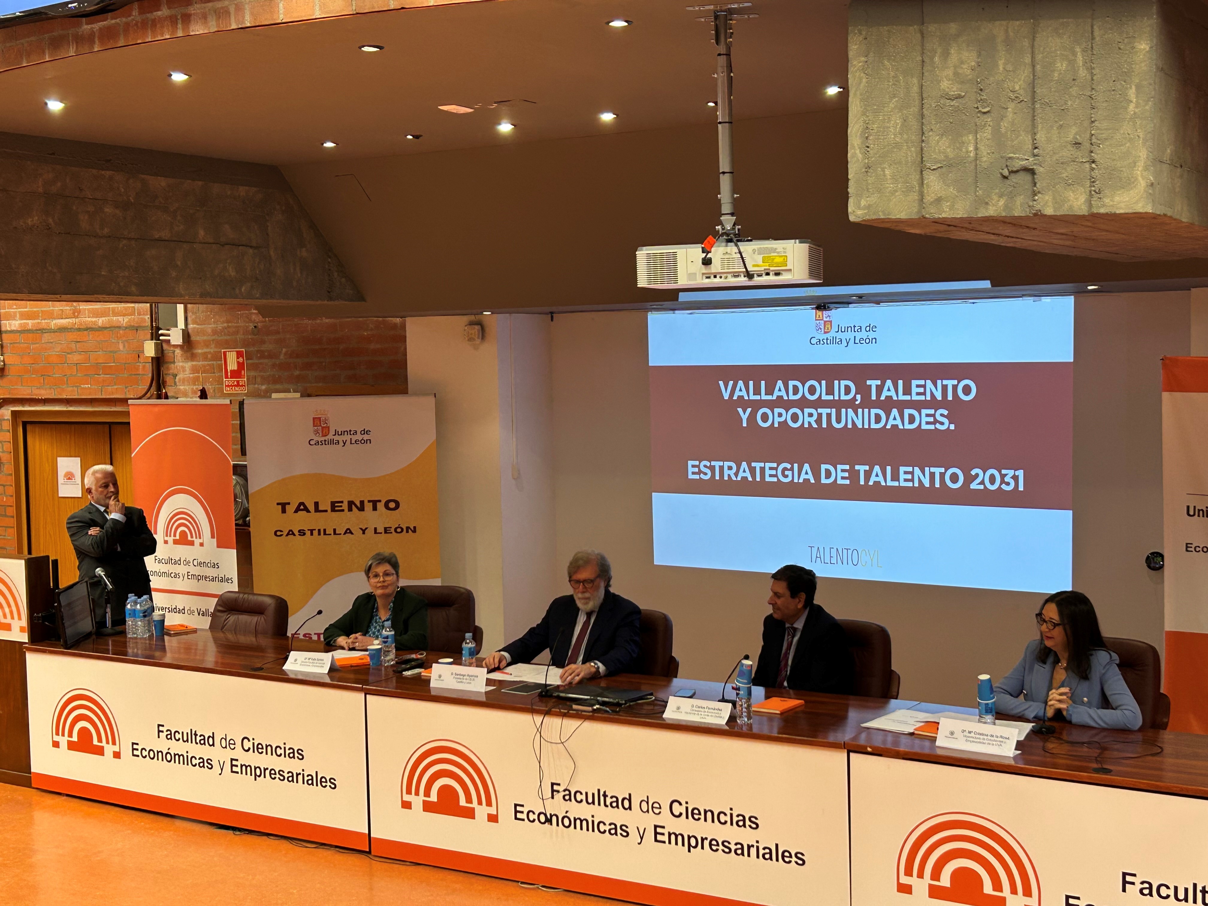 La Facultad de Económicas acoge la presentación de la Estrategia Regional de Talento
