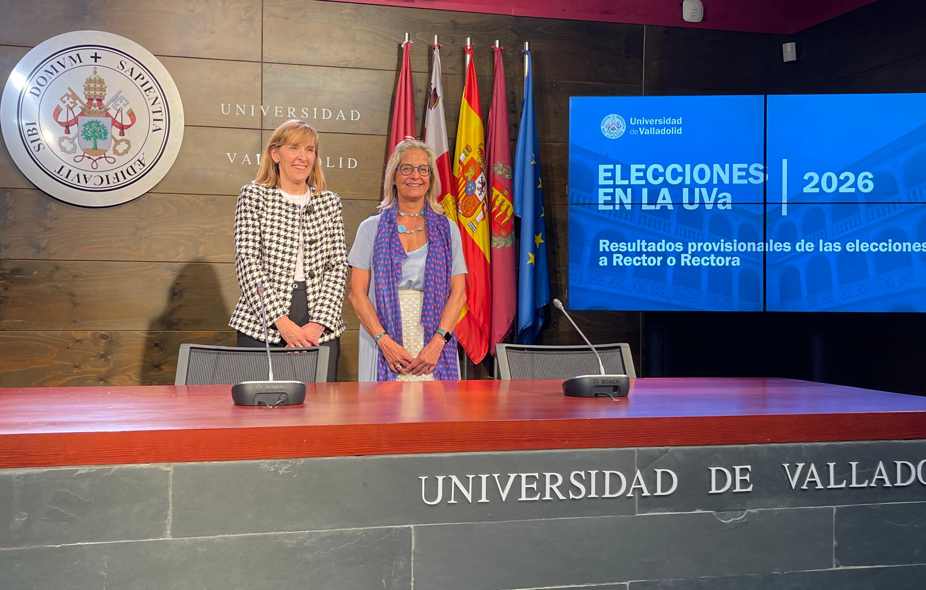Carmen Camarero y Pilar Garcés, tras la rueda de prensa en la que se anunciaron los resultados