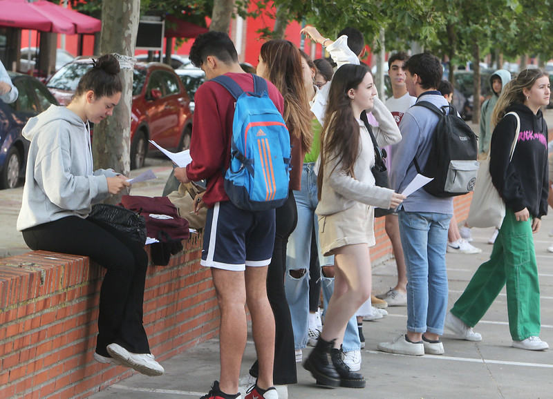 Estudiantes durante la EBAU en el distrito de la Universidad de Valladolid