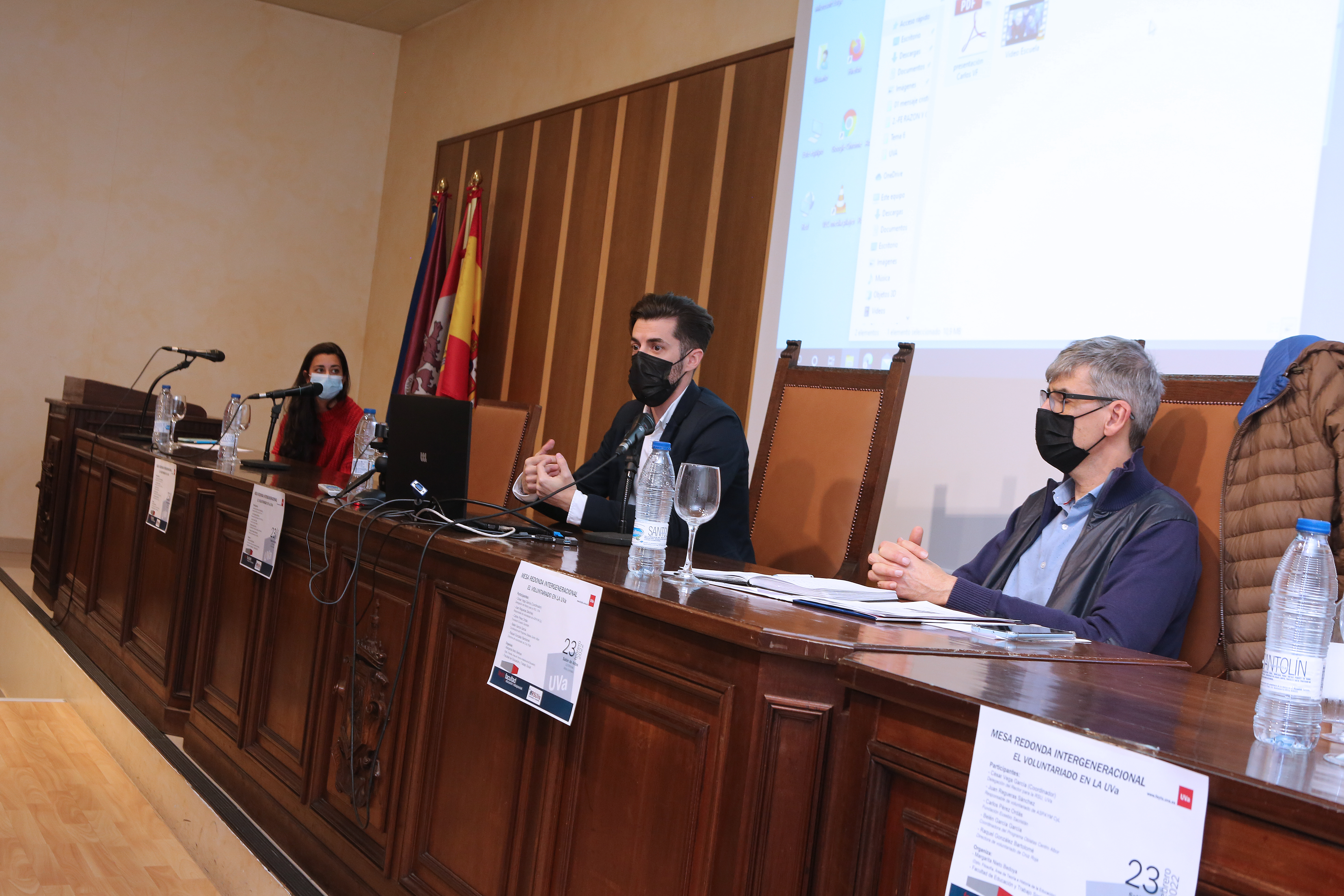 Mesa redonda intergeneracional sobre el voluntariado en la Universidad de Valladolid