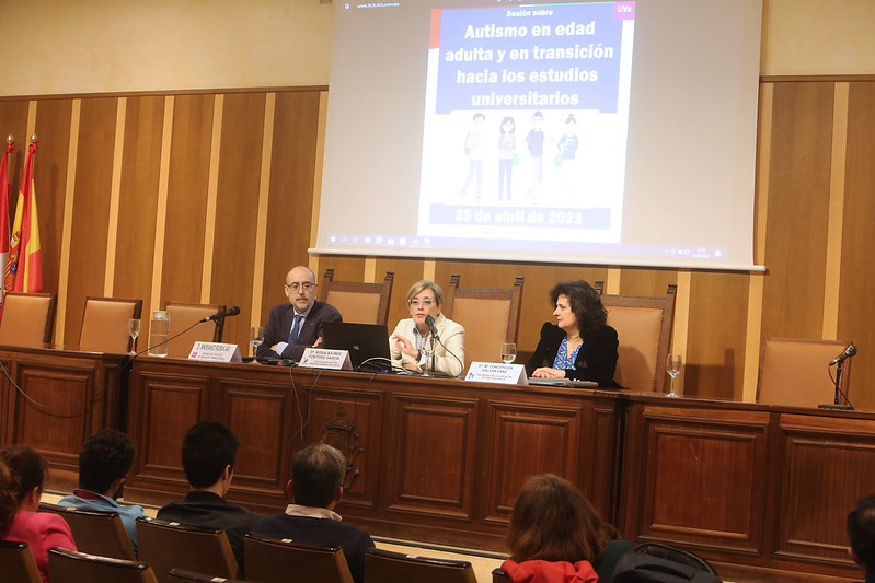 Jornada sobre el Autismo de la Facultad de Educación y Trabajo Social