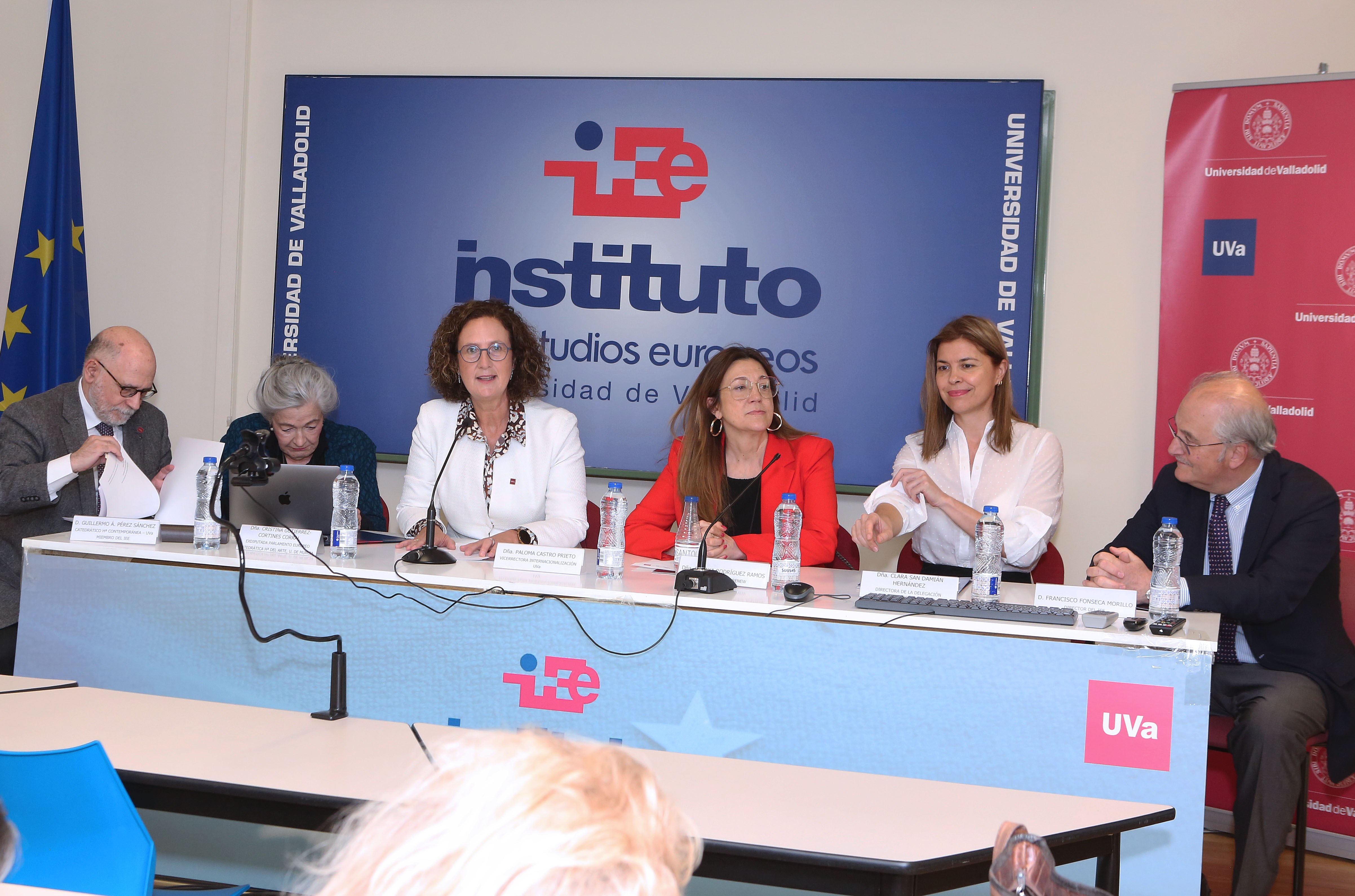 Mesa redonda 'La UE en la encrucijada'