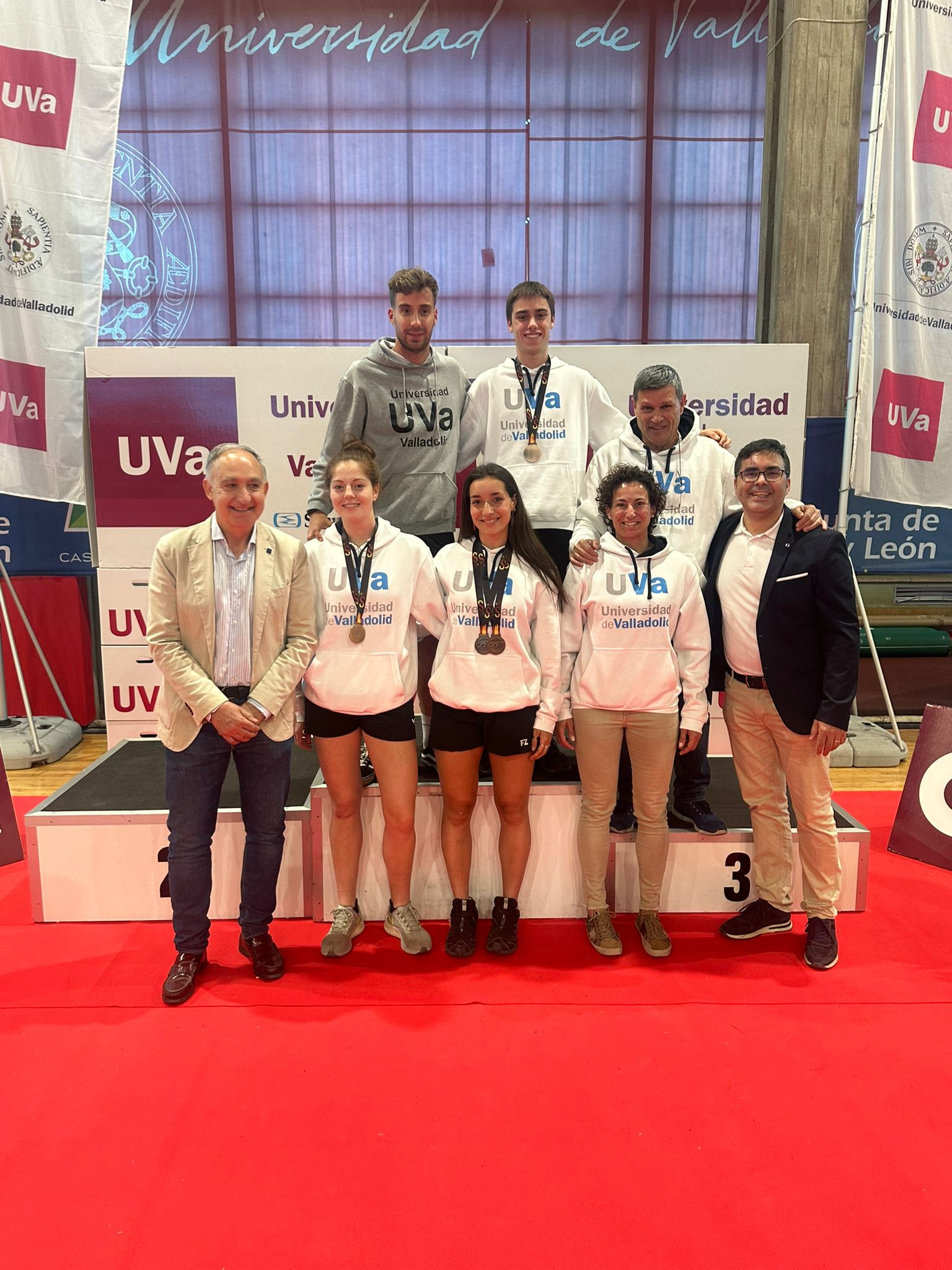 Medallistas de la UVa en Badminton