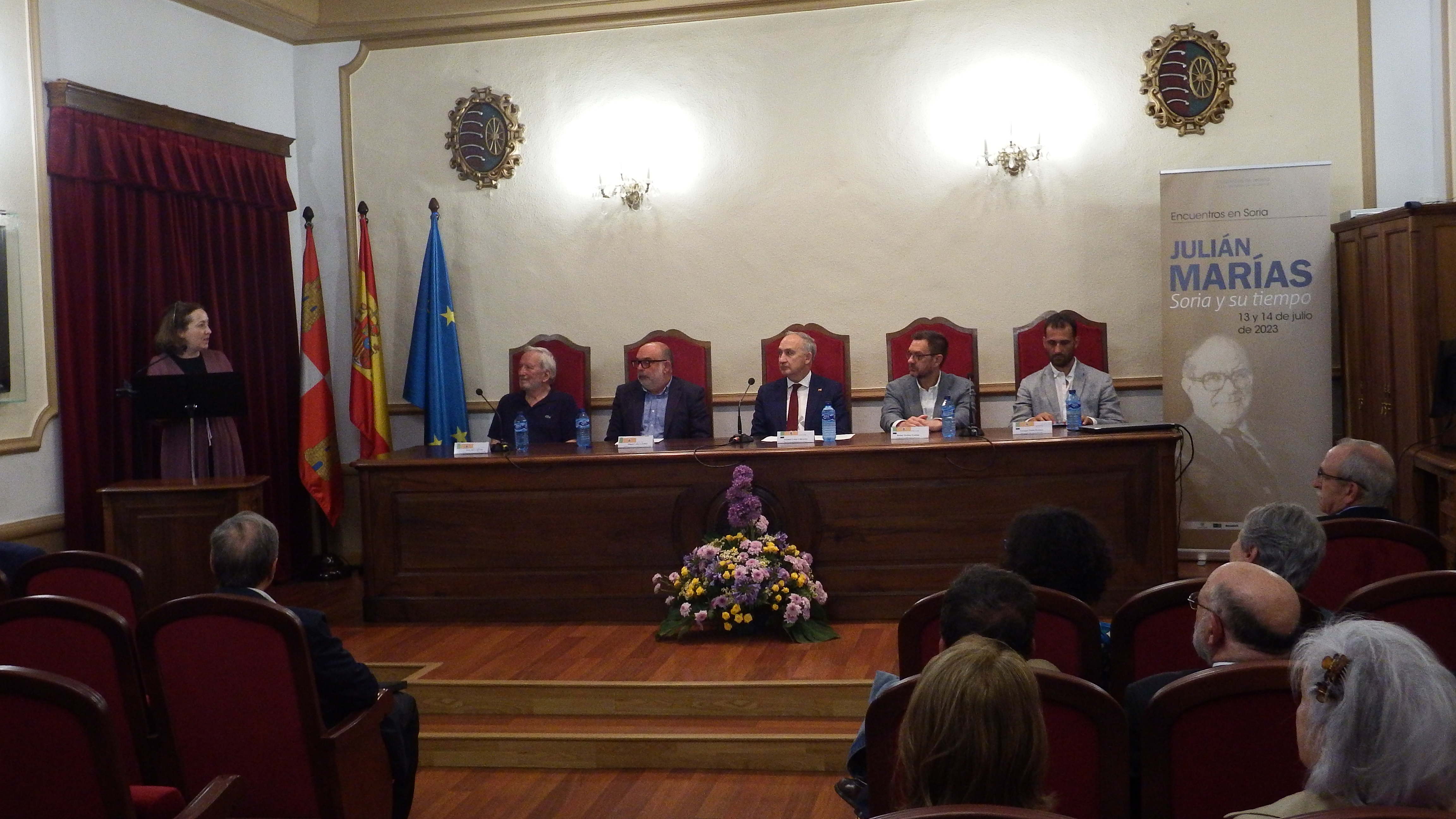 Sesión de recuerdo y homenaje a Julián Marías en el Salón Rojo del IES Antonio Machado