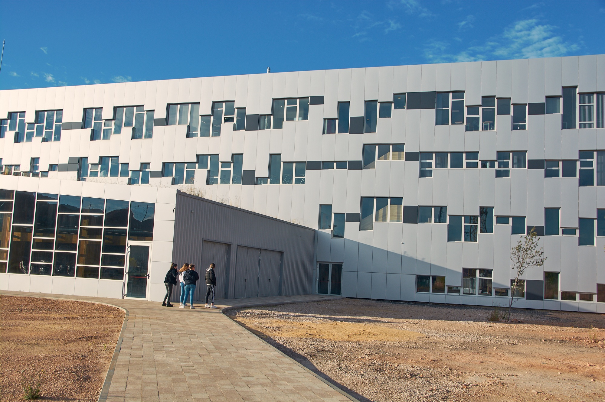 Exterior del edificio I+D+i del Campus de la Universidad de Valladolid en Soria