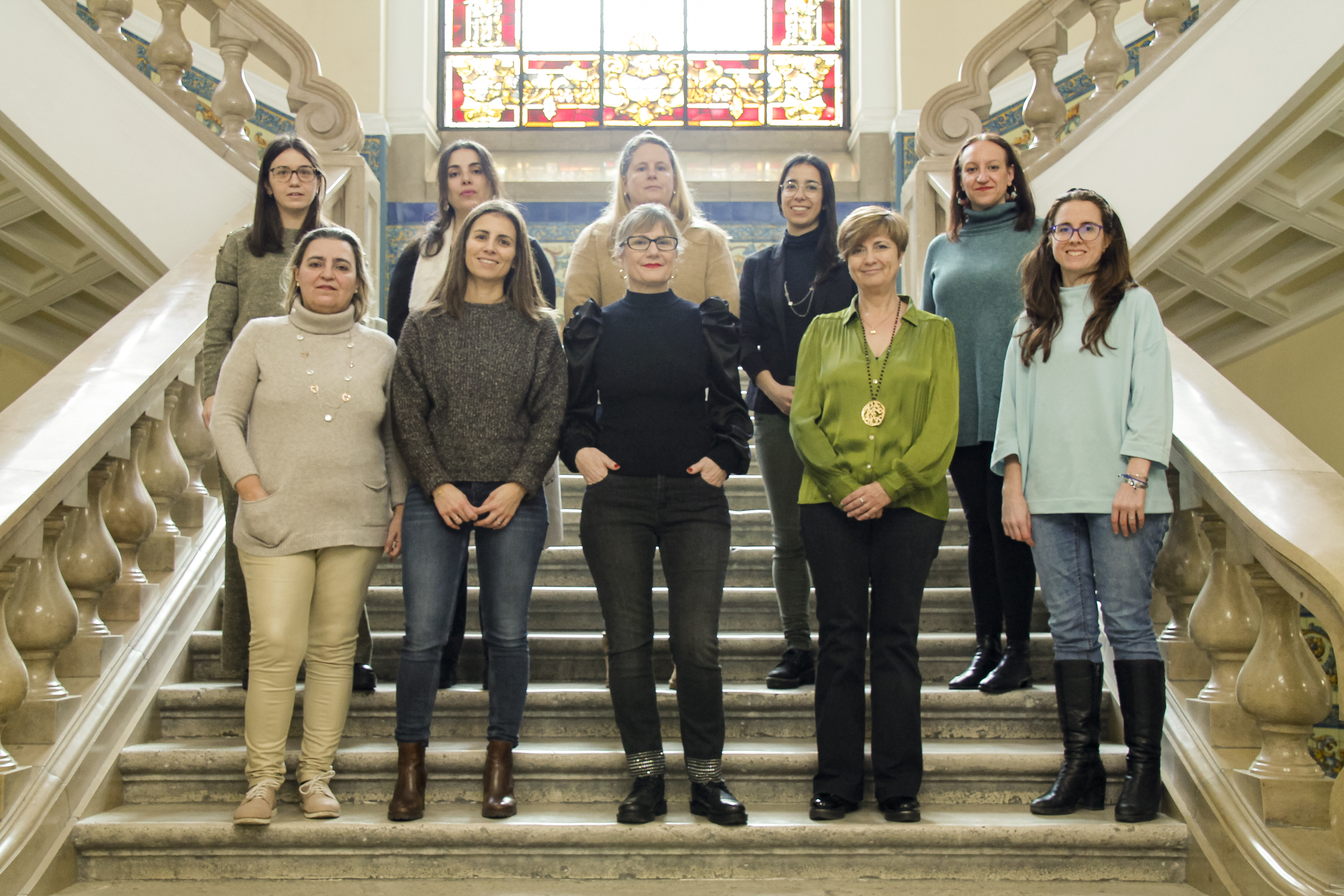 De izquierda a derecha, fila superior: Ana María Ares, Cristina Tejedor, Juncal Espinosa, Tamara Sánchez y Rosa María Cárdaba; fila inferior: Amor López, Raquel Lebrero, Ana Isabel Martín, Mayte Ramos y Beatriz Molina