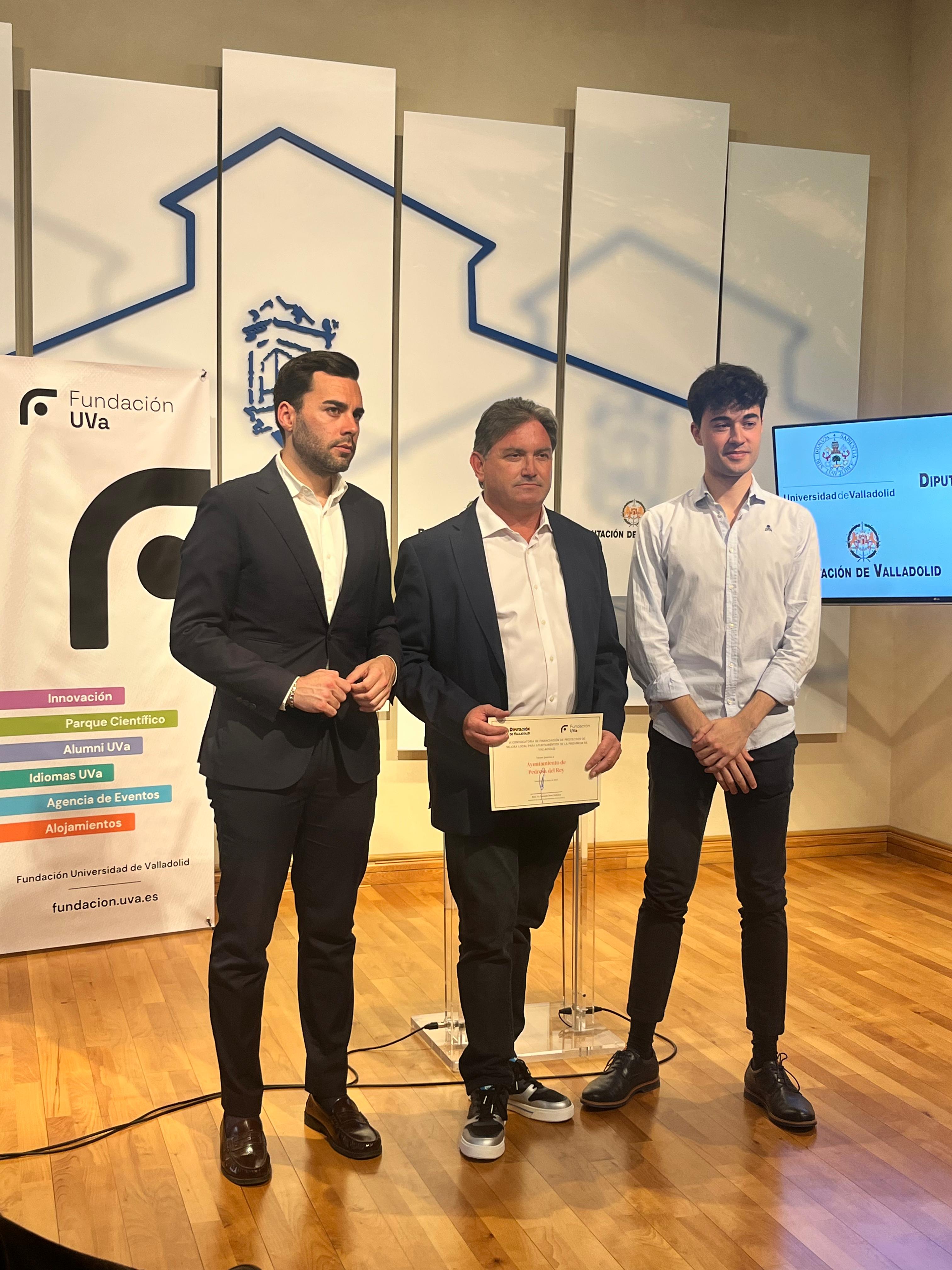 Tercer premio: propuesta del Ayuntamiento Pedrosa del Rey por el proyecto ‘Piscina natural ecológica’