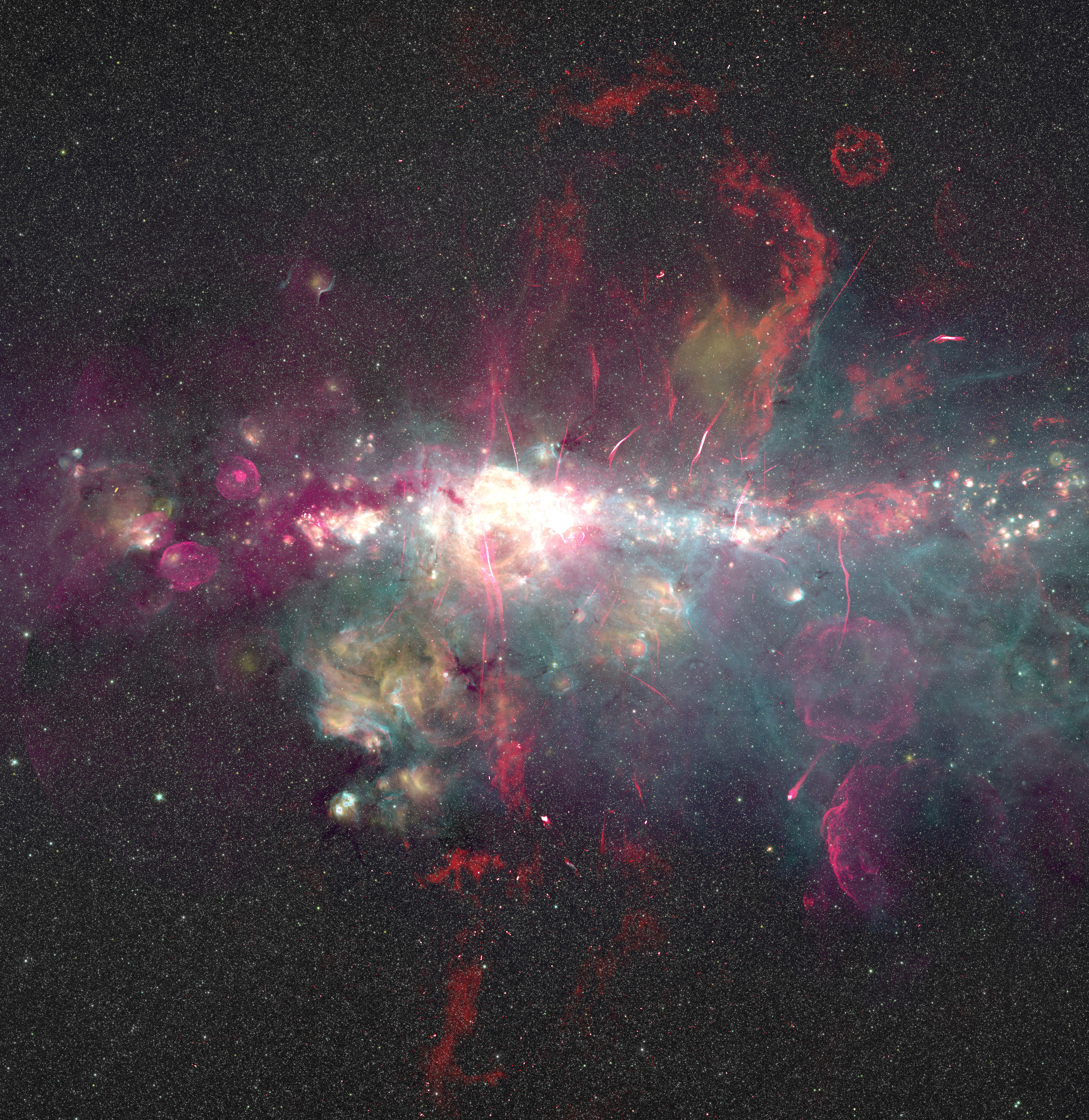 Imagen del centro galáctico obtenida a partir de las observaciones realizadas con distintos telescopios. Ashley Barnes, Izaskun Jiménez-Serra, Juan García de la Concepción