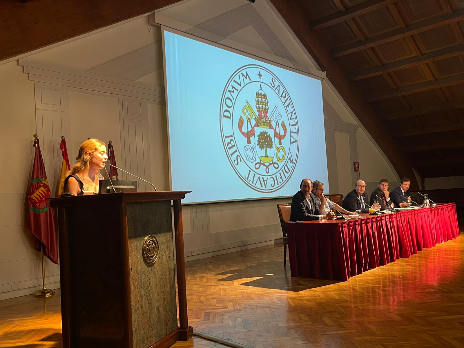 Intervención de Sofía Hernández, estudiante de la UVa, que cursó una estancia en la Universidad de Estrasburgo