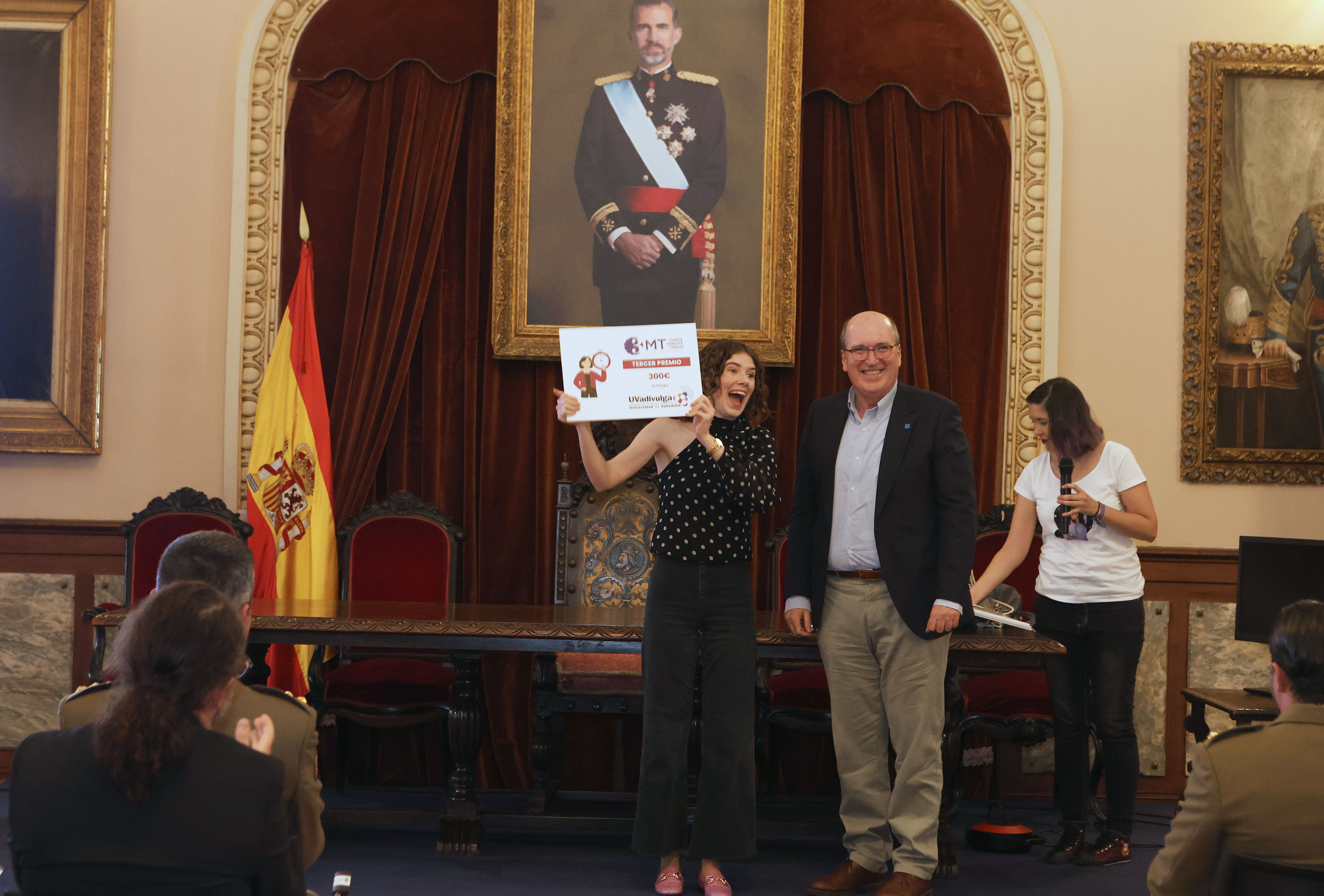 El tercer puesto ha sido para Alba Torres Arribas con su presentación Filtrando el futuro