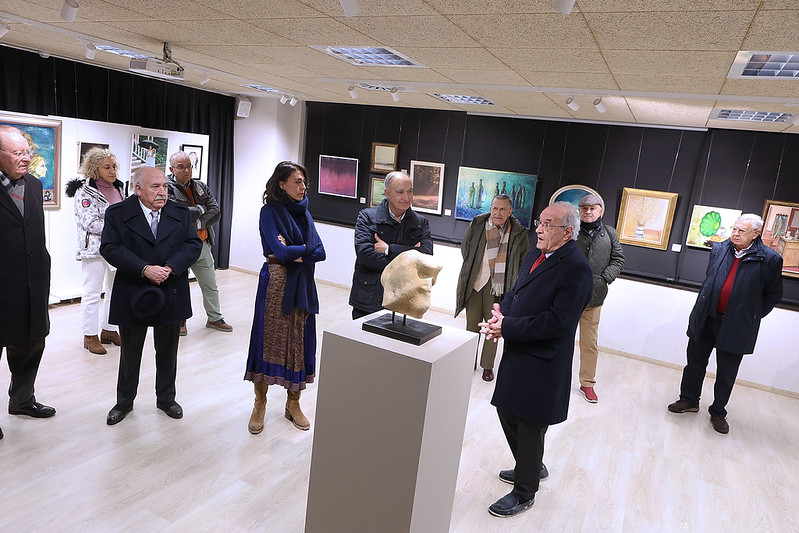 En la inauguración han participado la directora del MUVa, Irune Fiz; el rector de la UVa, Antonio Largo, y uno de los promotores de la muestra, Carlos Vaquero, así como los autores de las obras, entre otros