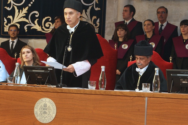 El rector, durante su discurso