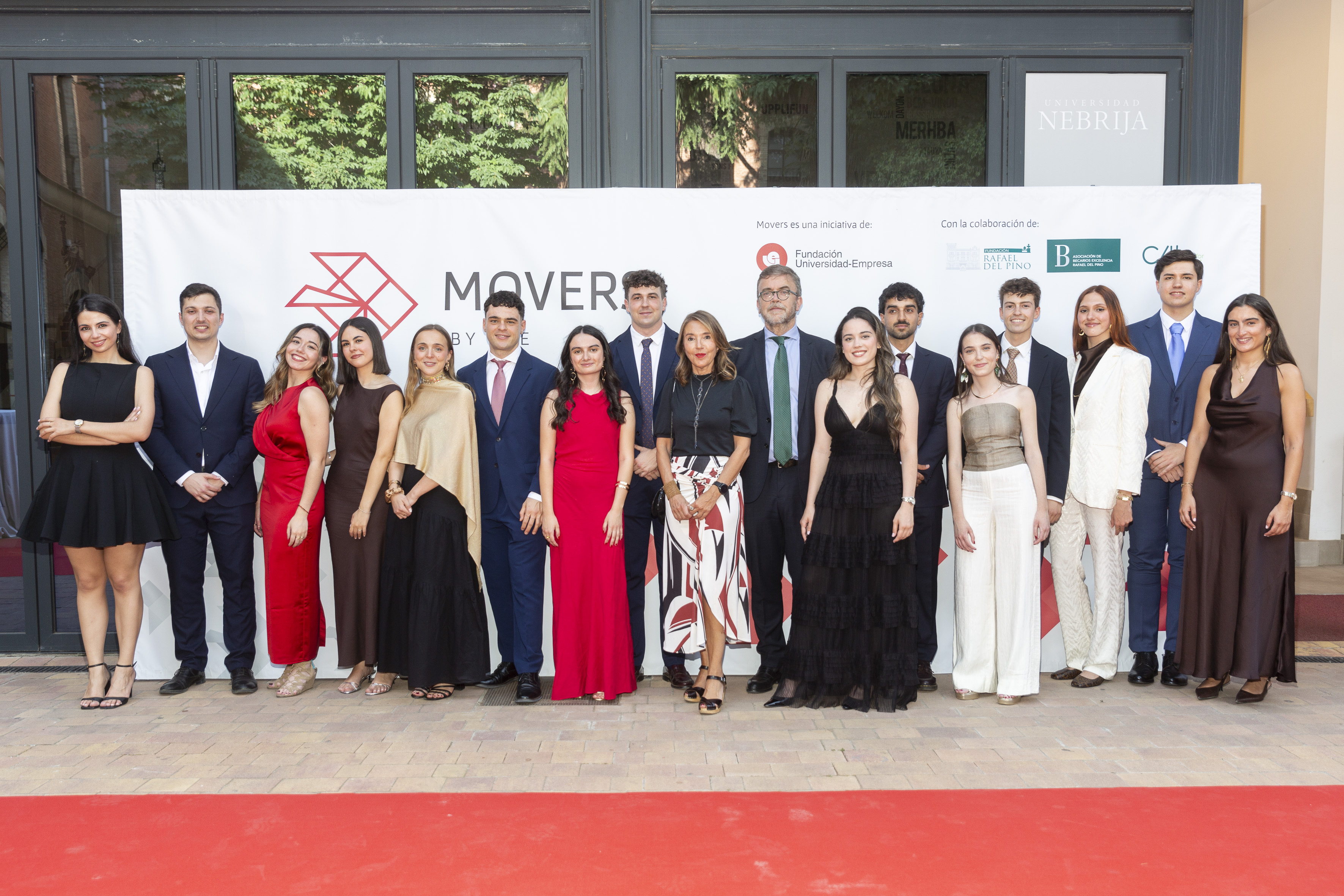 Ganadores de la beca Movers by FUE
