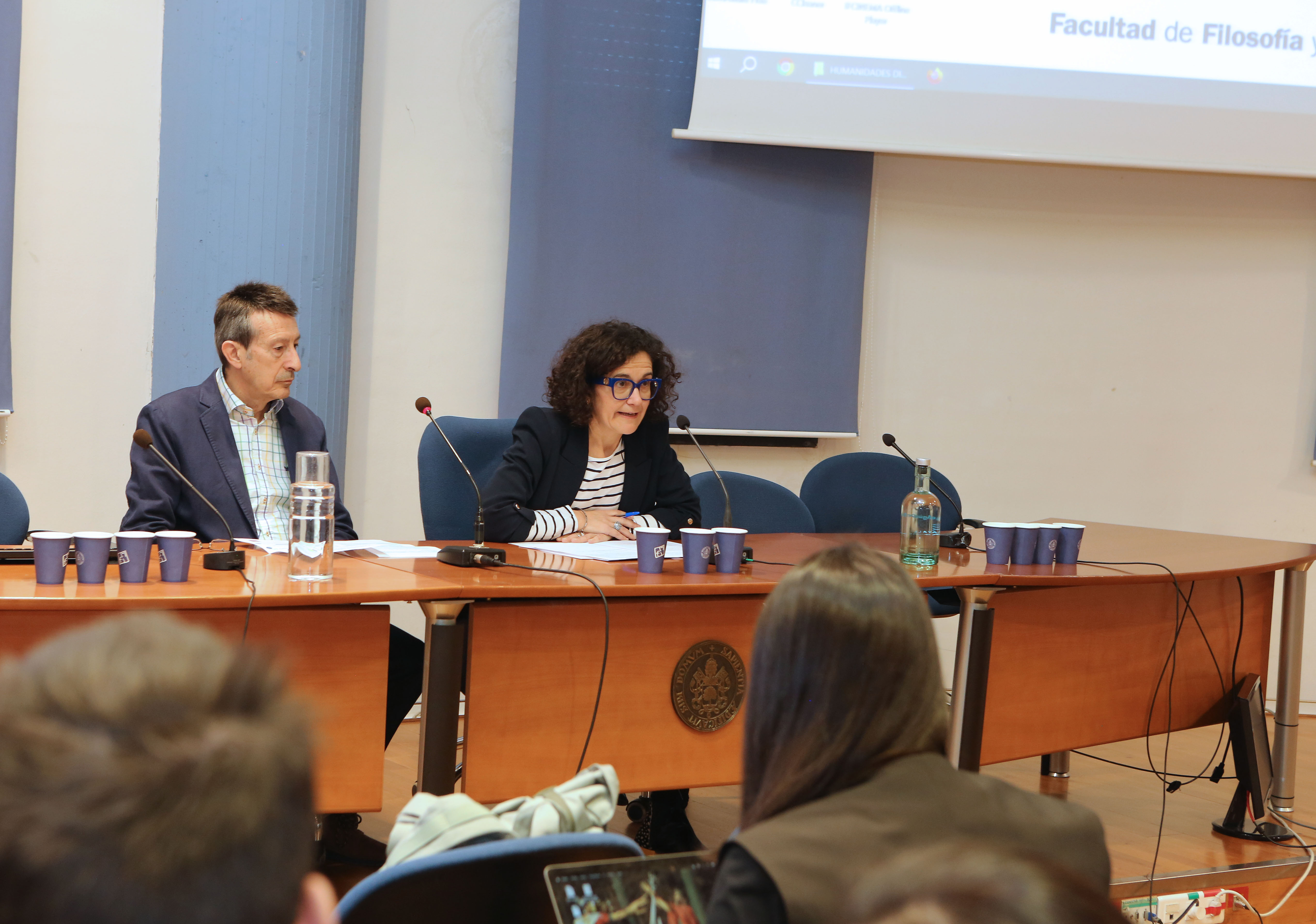 Inauguración de las Jornadas a cargo de Javier Castán, Decano de la Facultad de Filosofía y Letras y Susana Álvarez, Vicerrectora de Innovación y Transformación Digital
