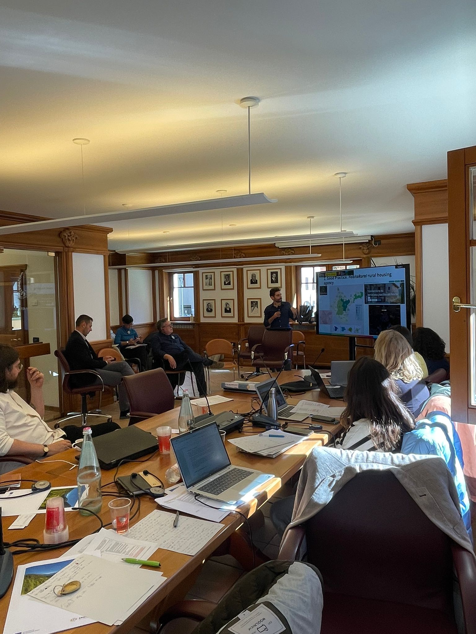 Un investigador Ramón y Cajal del Instituto de Urbanística asesora sobre la política de vivienda en la provincia de Trento