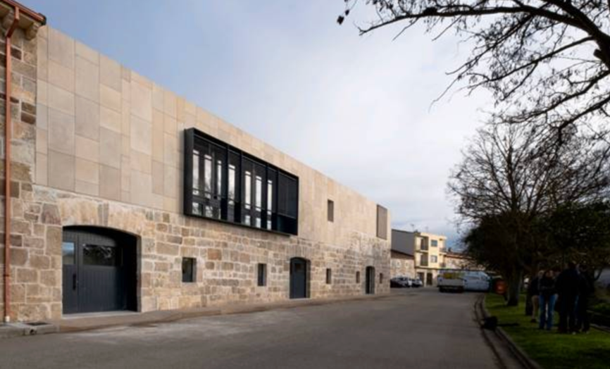 Premio ex-aequo: Ampliación de la Fundación Atapuerca en Ibeas de Juarros (Burgos).  Jairo Rodríguez Andrés, Luis García Camarero, Antonio García Muñoz (a2g + Oaestudio).
