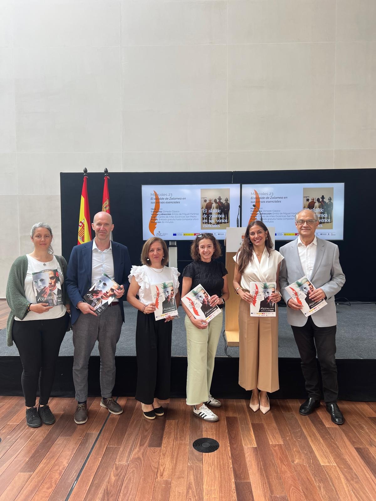 Representantes de la UVa en la presentación