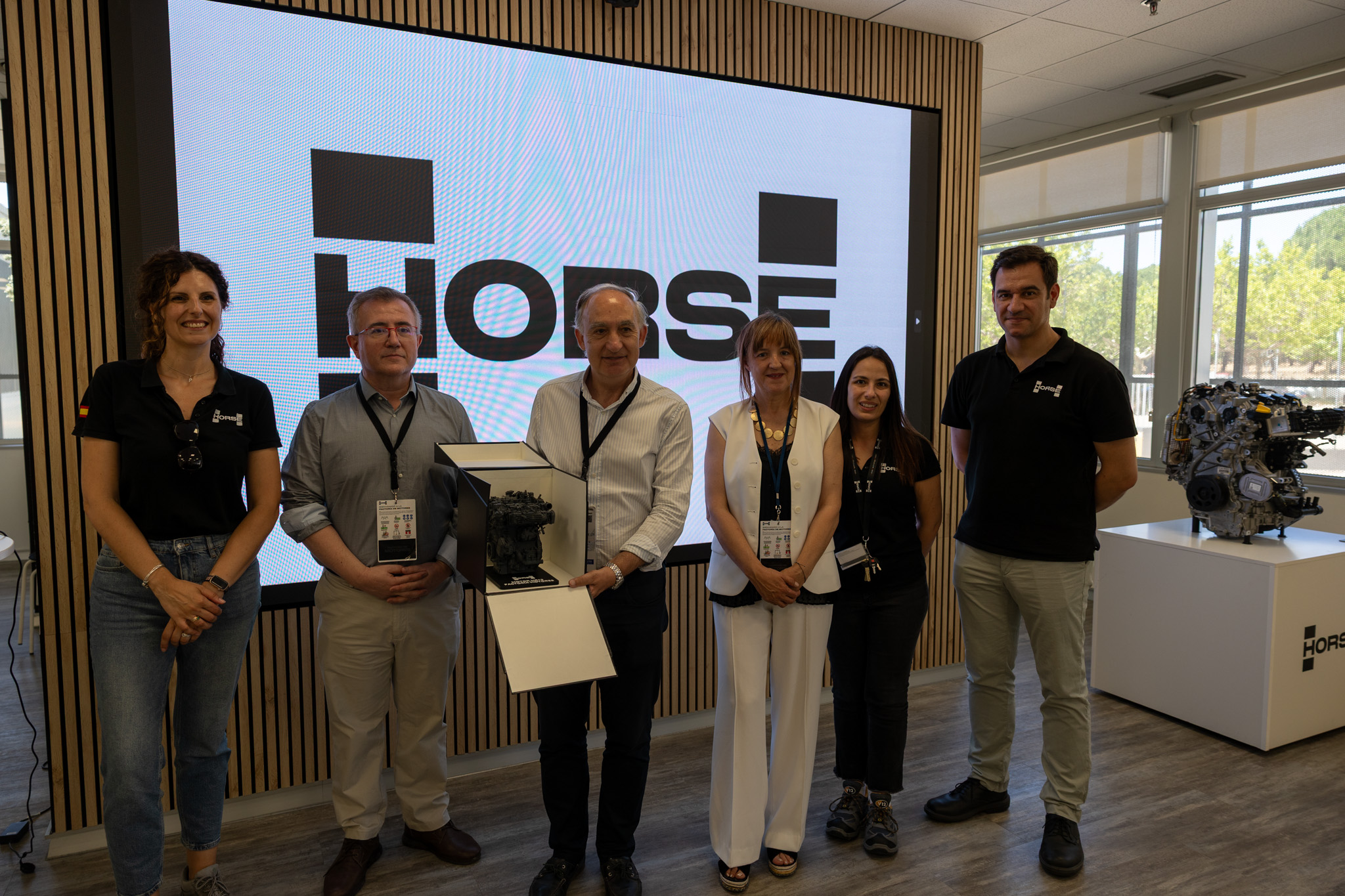 La UVa conoce sobre el terreno el despliegue de las iniciativas de la Cátedra Horse Powertrain