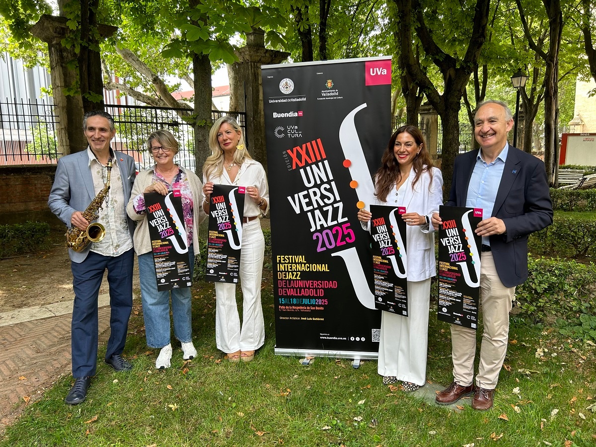 De izquierda a derecha: José Luis Gutiérrez, Amelia Aguado, Irene Carvaja, Rebeca San José y Antonio Largo
